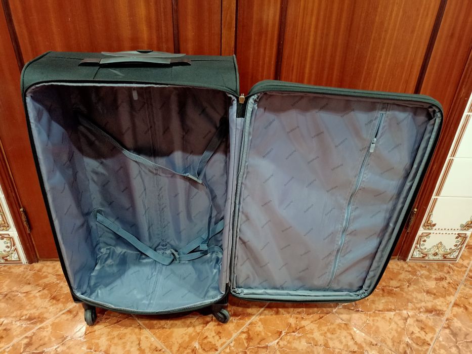 Mala malas de porão até 23 kg viagem casa quarto apartamento vivenda.