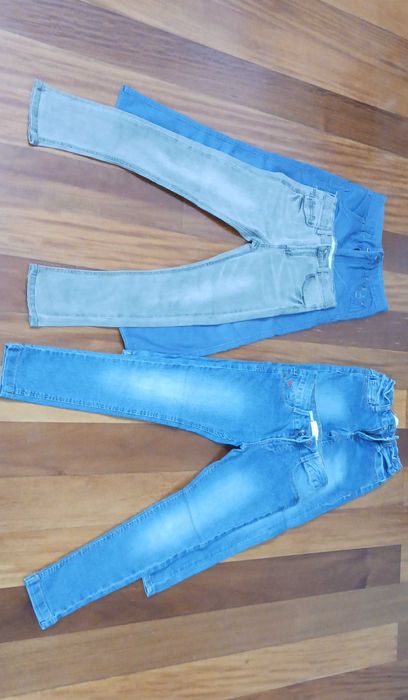 4 Calças de ganga para criança  - 7/8 anos