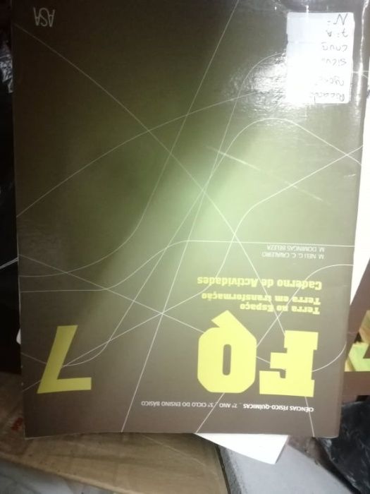 Livro de física e química FQ Terra no espaço... + caderno de atividade