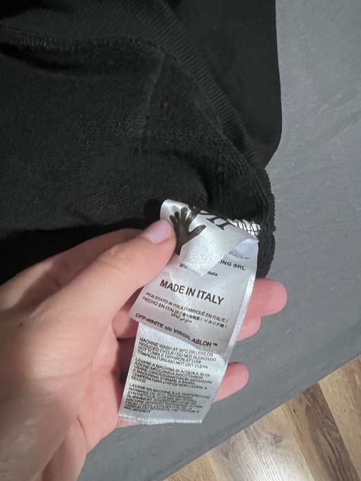 bluzę z kapturem off White