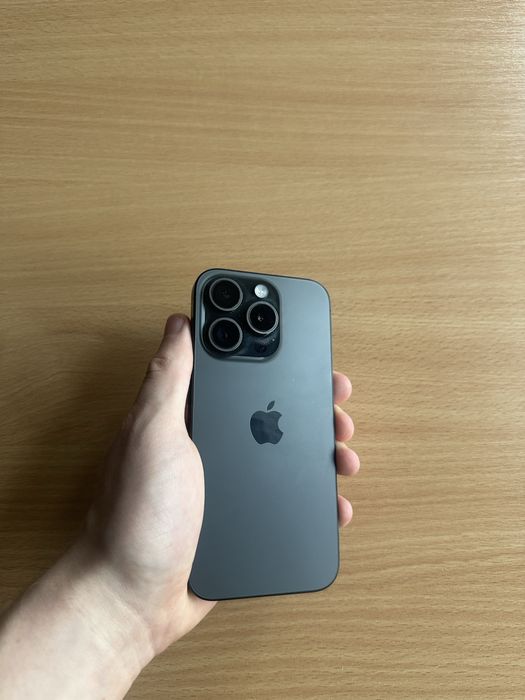 iPhone 15 Pro | 256GB | Kondycja 89% | Stan Idealny | Black Titanium |