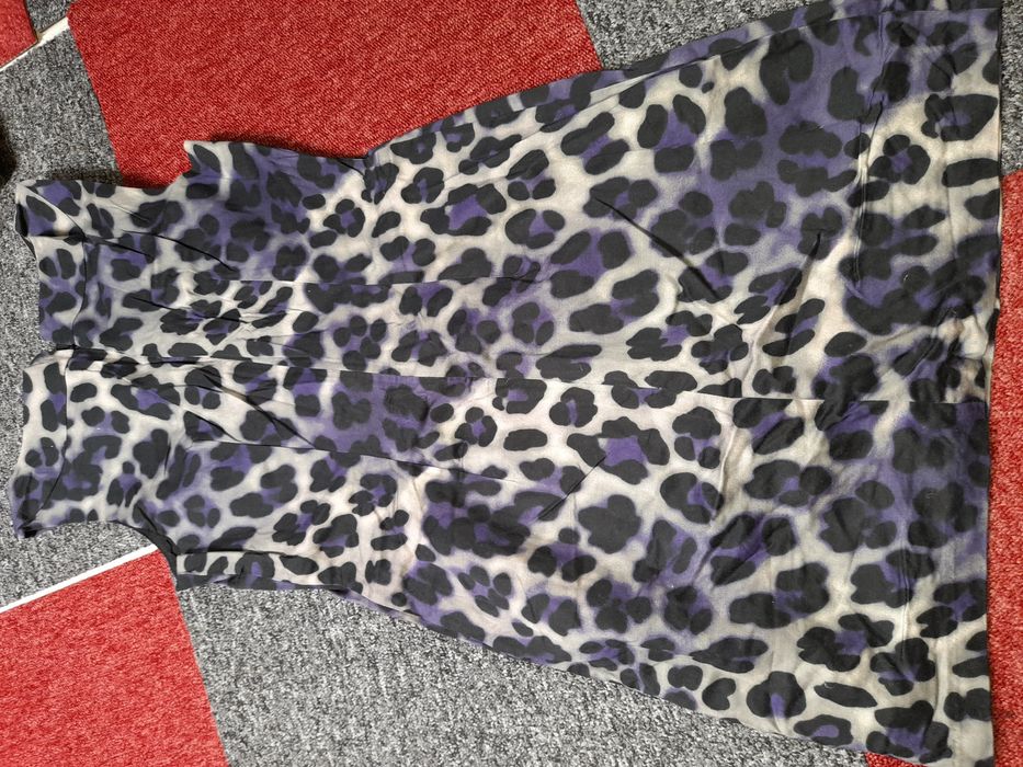 Sukienka w panterkę Atmosphere 38 (M) lub sukienka Oasis 38 (M)