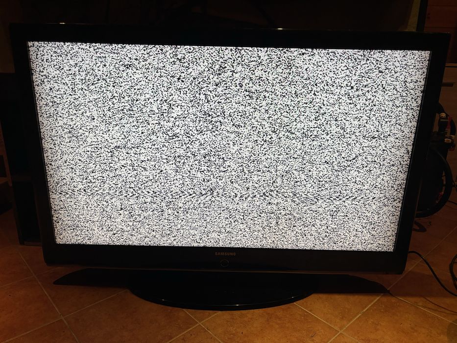 Telewizor 52 cale lcd