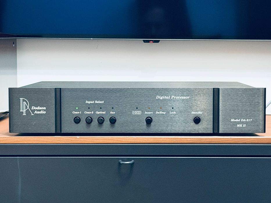 Dodson DA-217 MK II — американский мультибитный ЦАП, категория A у Absolute Sound ℹ️ чипы Burr-Brown K-grade, R2R | США, 220В, комплект документов