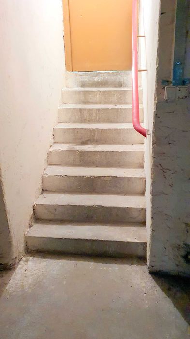 Wynajmę piwnicę, magazyn mały, storage, blisko Galaxy, możliwe 50 zł