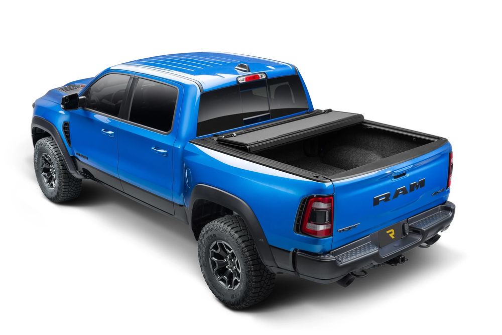 BAKFlip MX4 Twarda pokrywa zabudowa paki tri-fold Isuzu D-Max 2020-