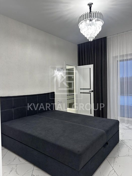 Будинок в Бучі з новим ремонтом!