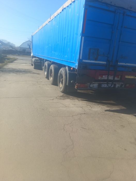 Контейнеровіз в доброму стані