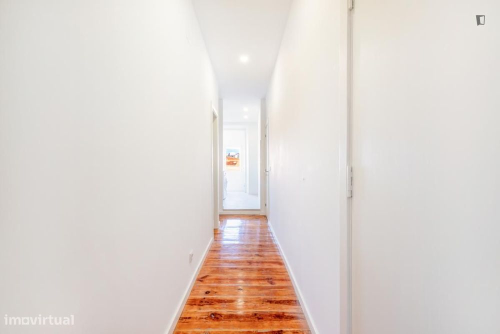 Quarto - localizado em Mouraria Lisbon