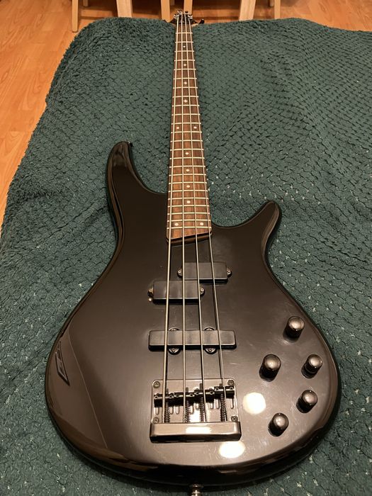 Gitara basowa Ibanez SR 400 SD GR