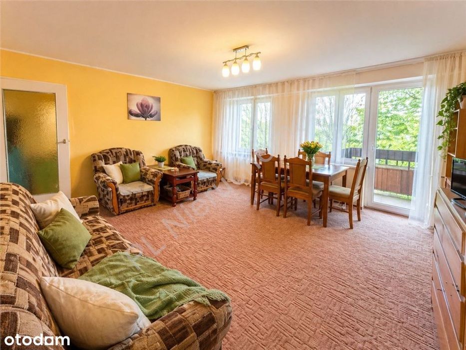 3 pokoje 60 m² | Balkon |