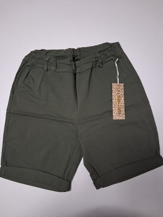 Nowe spodenki rozm.40-42