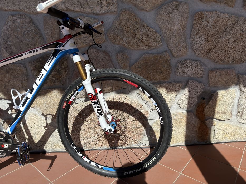 Cube Elite Super HPC 29 Carbono