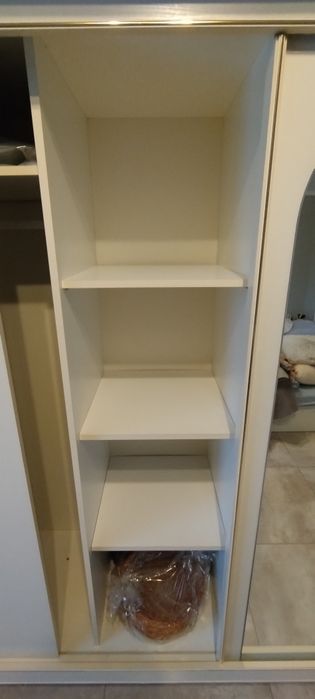 Szafa przesuwna 3 drzwiowa