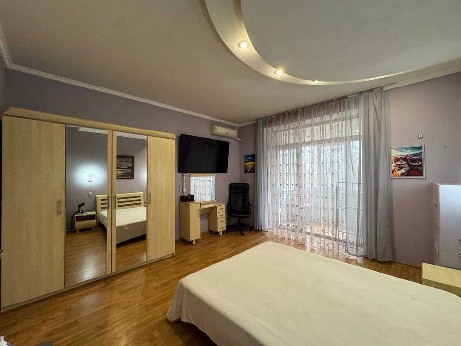 Продам 3к квартиру район Івана Мазепи Сергія Нігояна Правий берег