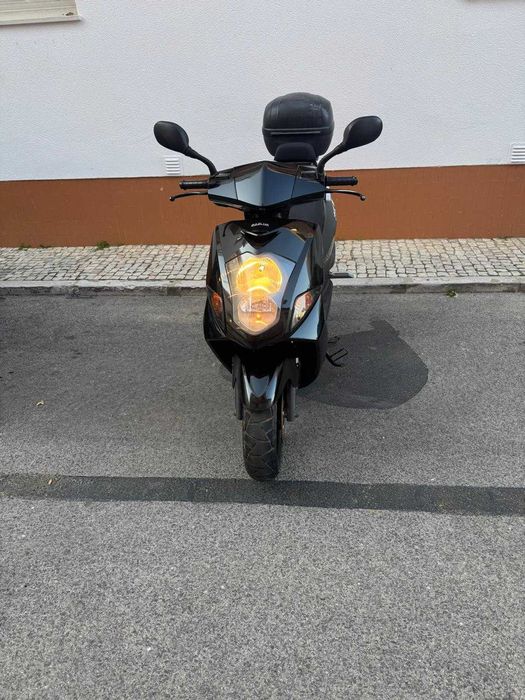 Moto 125 Daelim usada