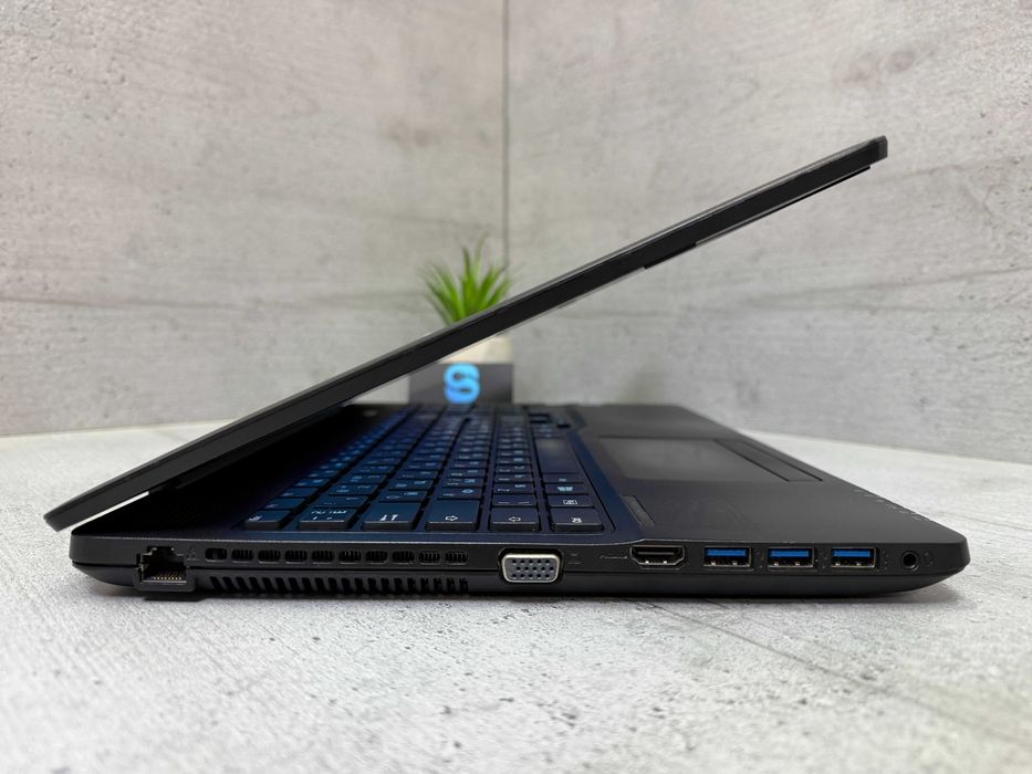 128gb ssd/8gb ddr4/Стильний ноутбук Fujitsu A556/i5-6200u