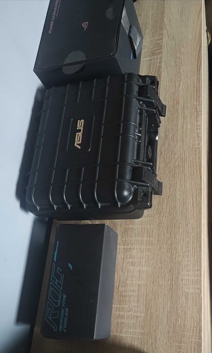 Zestaw ASUS ROG Phone 6 kunai 3 + Cooler 6