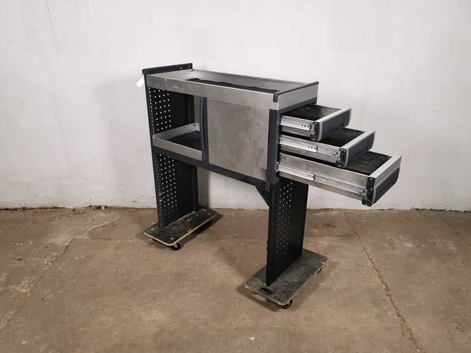 Zabudowa serwisowa warsztatowa regał samochodowy serwis BOTT SZUFLADY