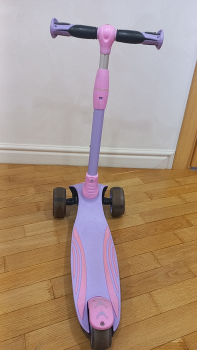 Самокат триколісний iTrinke