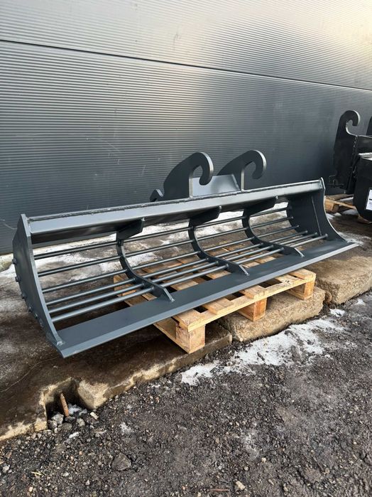 Łyżka skarpowa ażurowa 180cm 3,6-5,5t CW10