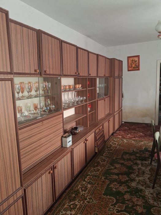 Nieruchomość ( ziemia z budynkami)
