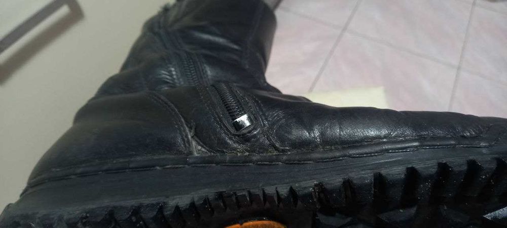 б.в. мотоботи 46р.  (Італія) якісні і зручні