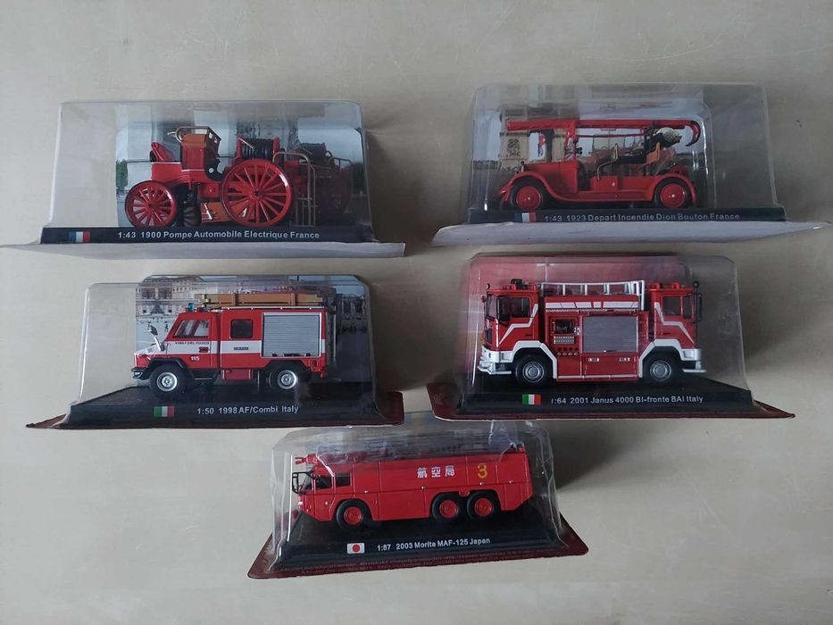 kolekcja modeli wozów strażackich