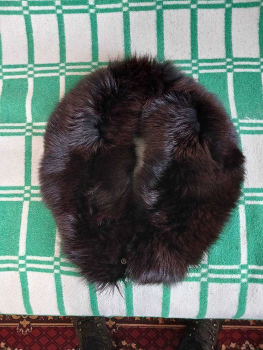 Хутровий воротниик та манжети