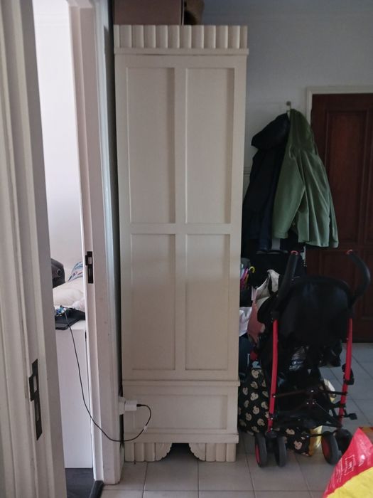 Roupeiro Arte Povera (Anos 30/40)