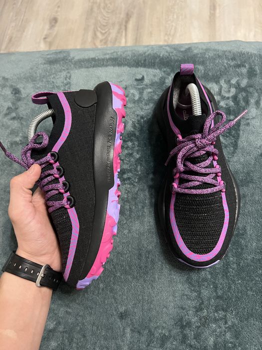 Жіночі трекінгові кросівки Allbirds