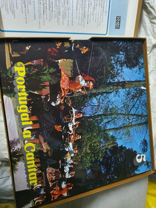 Os Maiores Sucessos da Música Portuguesa" em bom estado
