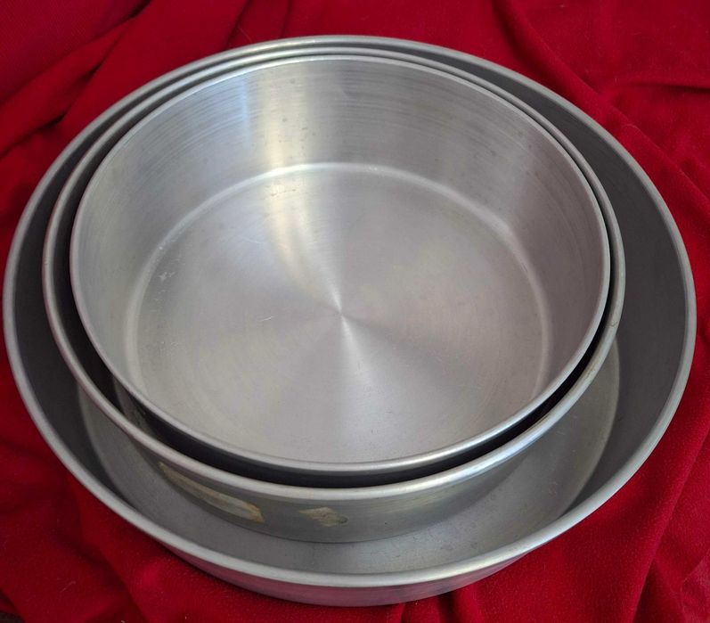 Conjunto de 3 Formas Redondas de Alumínio para Bolos – 3 Tamanhos