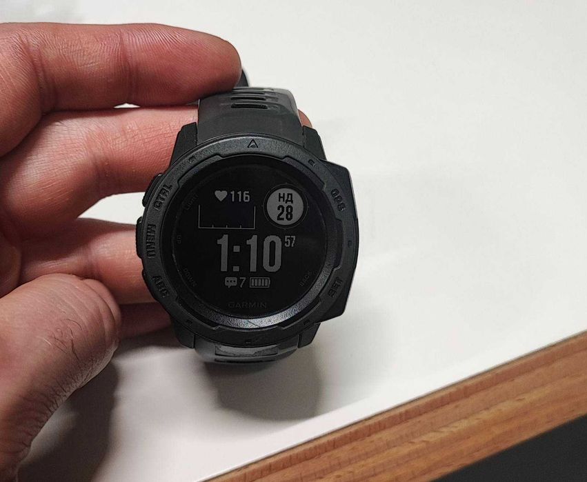 Garmin Instinct в гарному стані