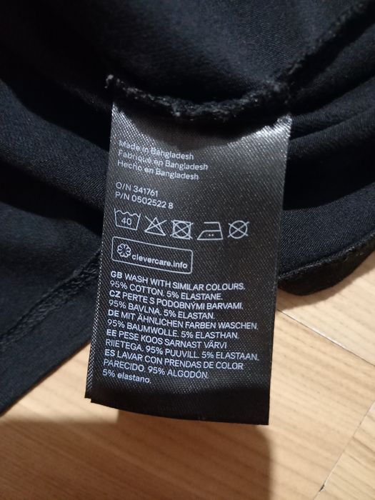 Sprzedam tunike z długim rękawem