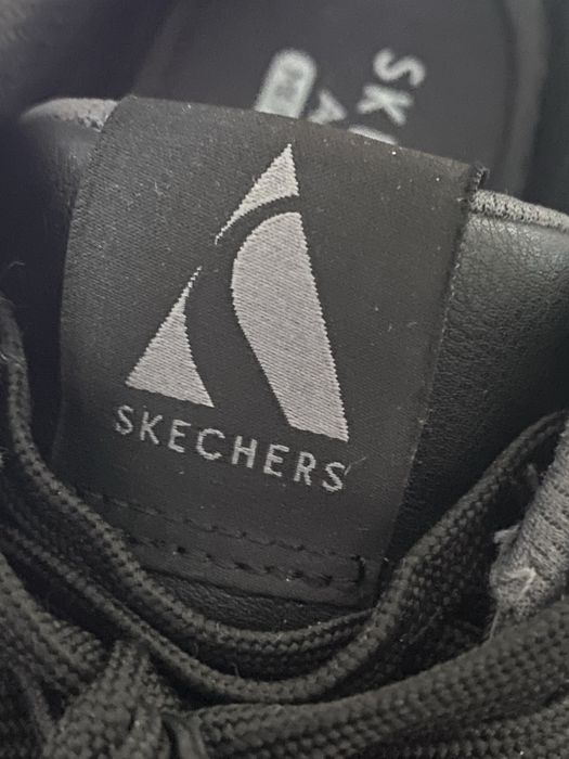 Кросівки Skechers  Air-Cooled Memory Foam