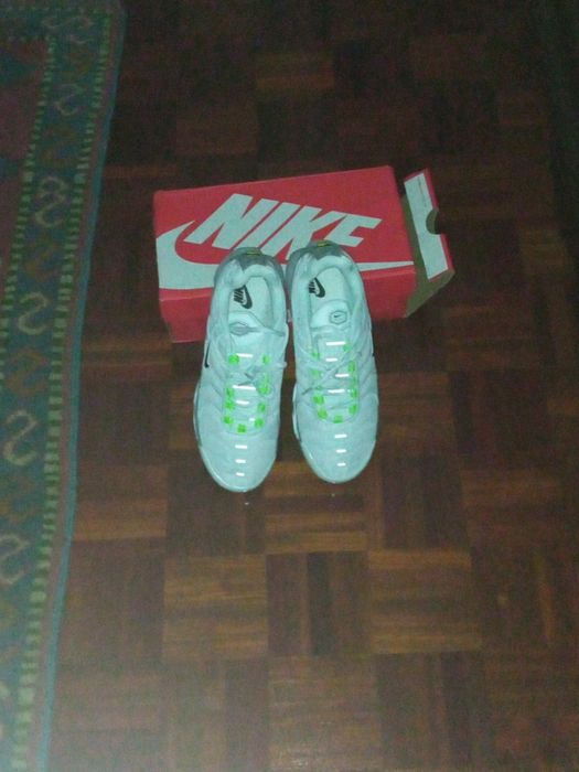 Nike TN  novas com caixa