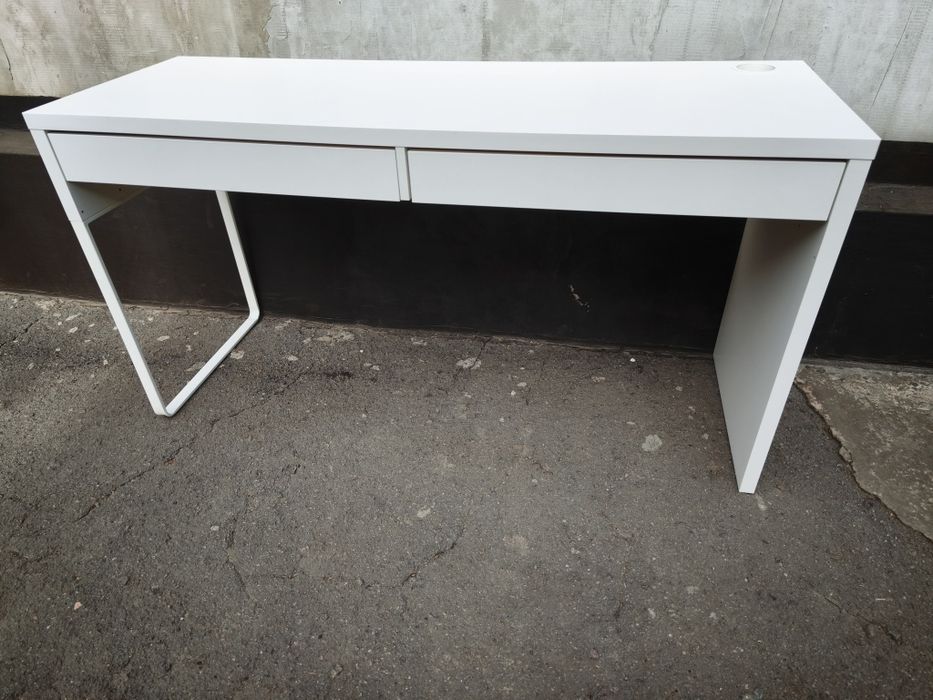 Стіл з шухлядами IKEA MICKE