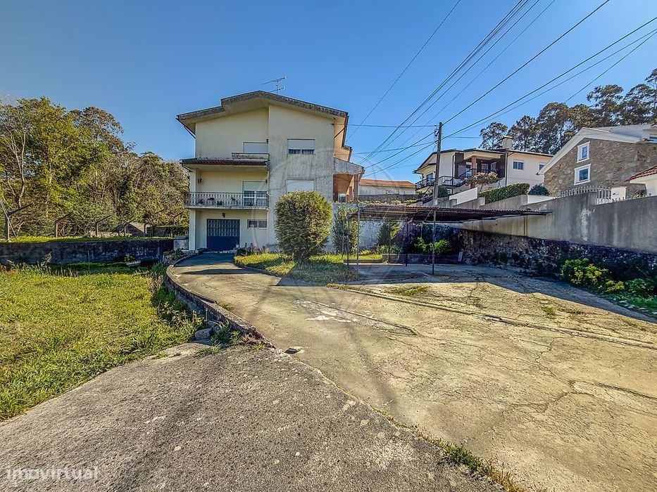 T4 Detached House for Sale