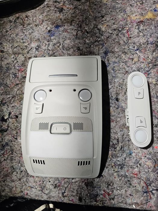 Audi A4 B8 Lampki podsufitki komplet EU