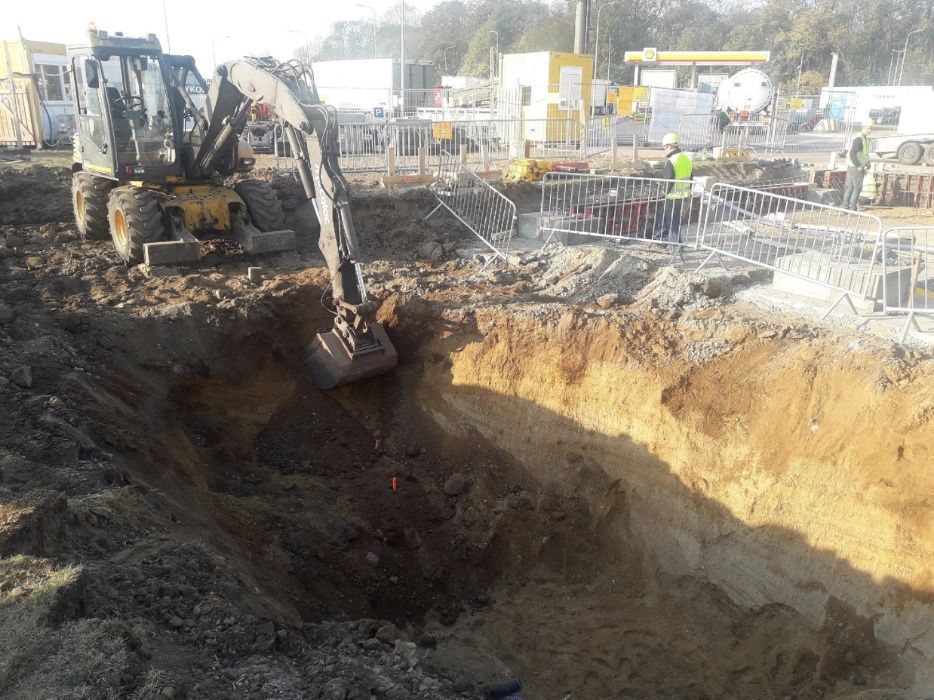 Usługi Koparka Roboty Ziemne Mecalac ,szamba,wyburzenia,wykopy