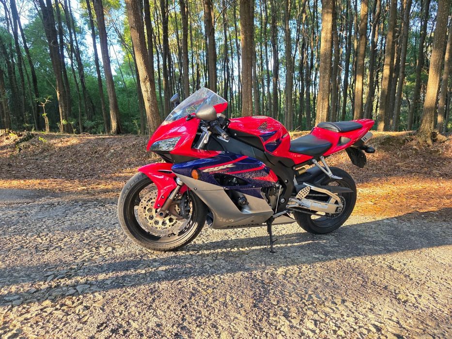 Honda CBR 1000RR 2005