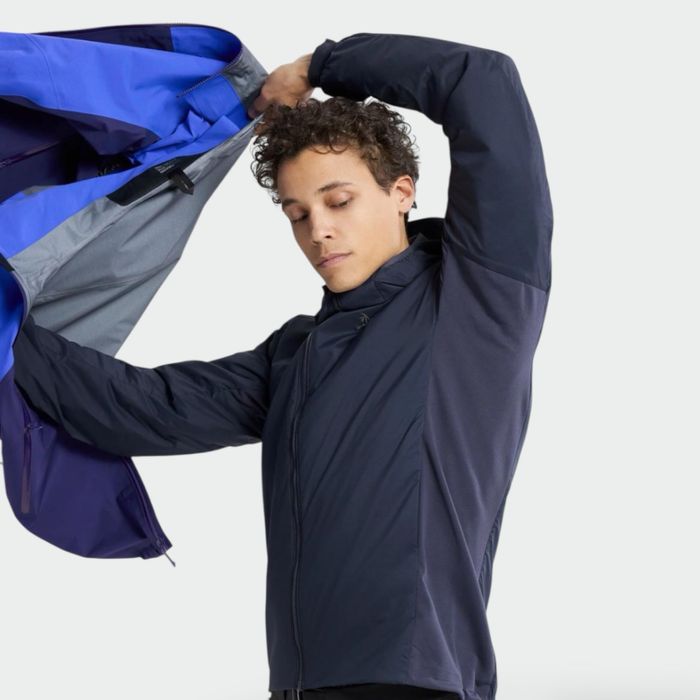 Куртка Arcteryx Atom Hoody Black Sapphire Артикул: X00000955601, M-XL