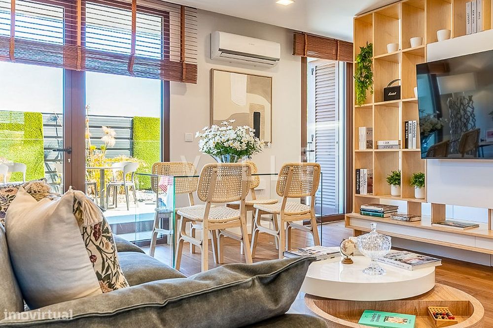 Apartamento T1+1 _Santa Joana_cedência de posição