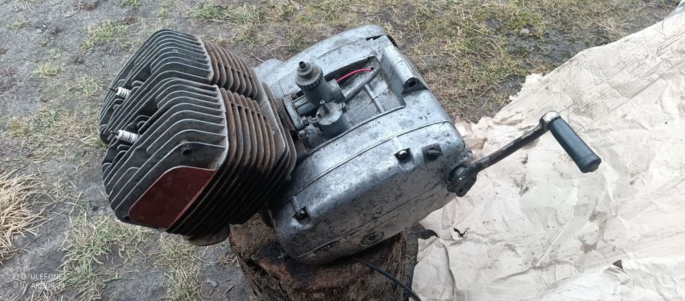 Рама ява 634-638 чезет двигун поршнева вилка руль фара повороти бак сидіння