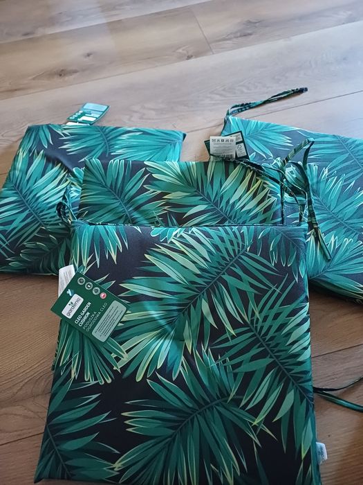 Zestaw 4 poduszek ogrodowych