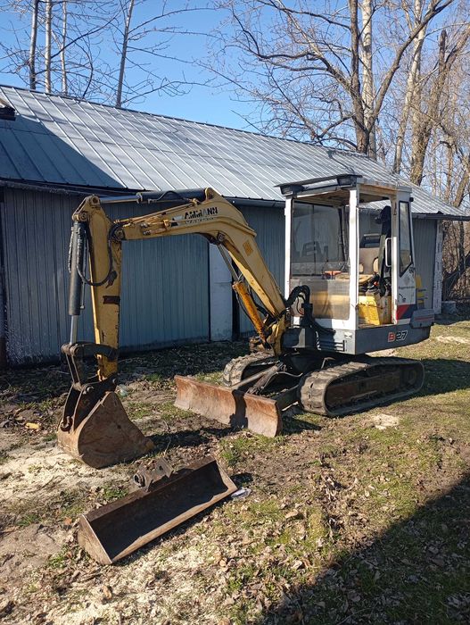 Usługi koparkol cenny od 80 zł traktor z przyczepol