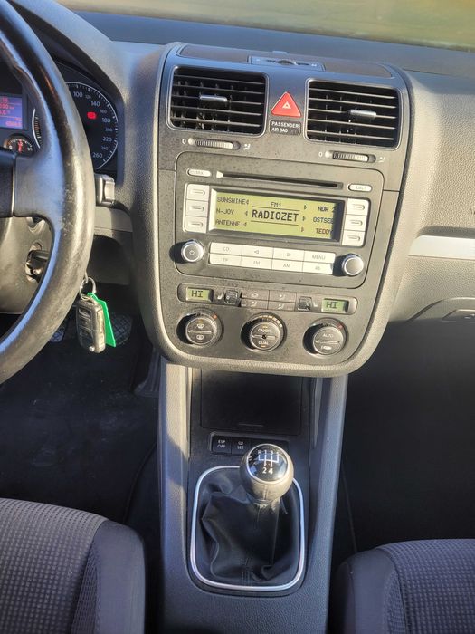 VW Golf V Kombi 1,6b sprowadzony