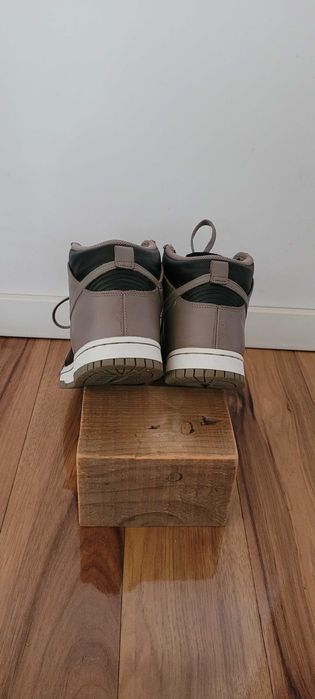 Buty wysokie damskie Nike Dunk High Moon Fossil,roz38