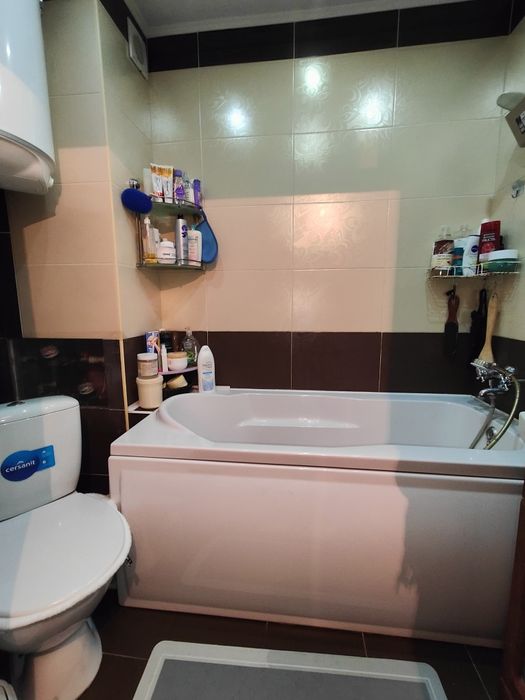 Продам 3 комнатная квартира Залютино. Капремонт